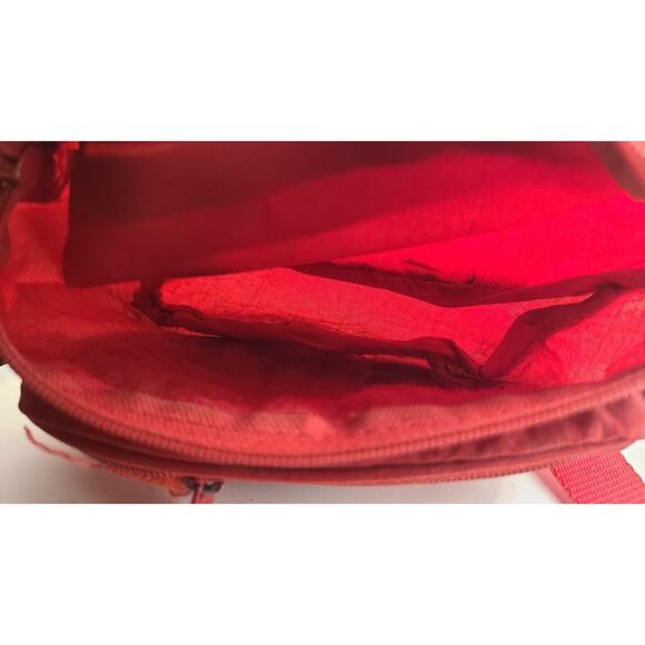 VTG Everest Top Sports Red Nylon Fanny Hip Waist 3 Zip Pockets Adjustable - Picture 6 of 9